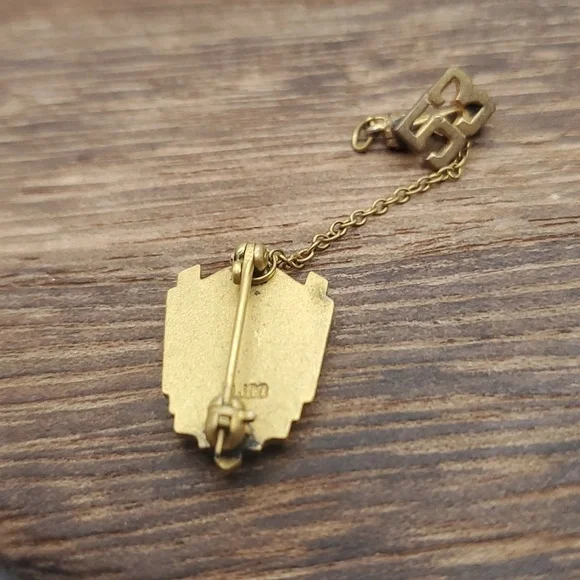 Antique journalism gold filled brooch B528